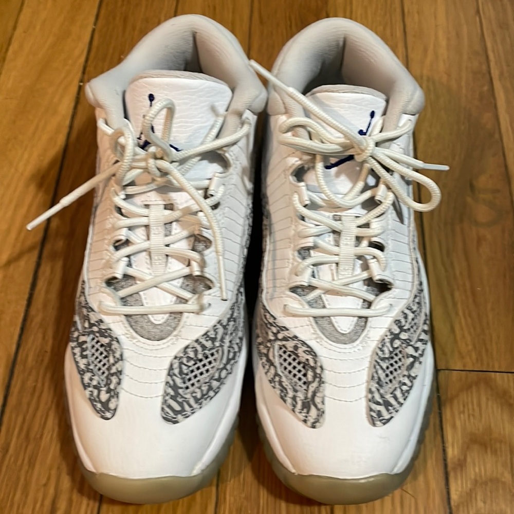 Jordan Sneakers